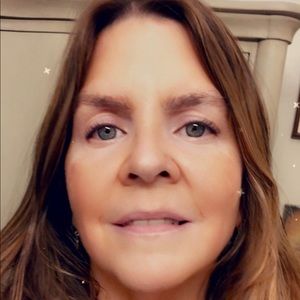 Meet your Posher, Deb